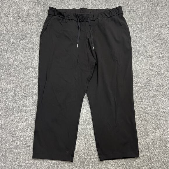 Lululemon Pants Womens 12 Black On The Fly Crop Jogger Drawstring Athletic Gym - Picture 1 of 12